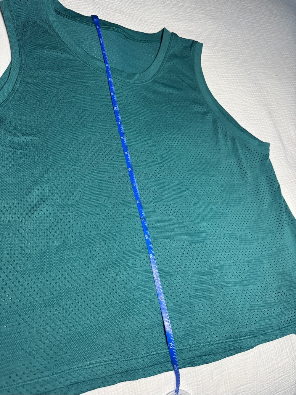 Lululemon Train to Be Tank, Dot Camo Teal Lagoon Sz10 - Picture 6 of 6